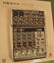 Behringer Xenyx Q802USB