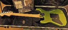 Charvel San Dimas Lime Green Metallic incl Charvel /SKB case